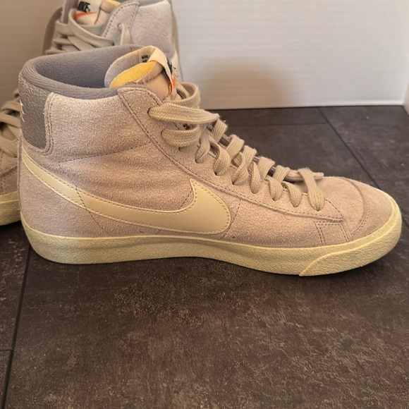 Nike Blazers Mid ‘77 Premium - Picture 3 of 5